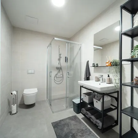 Rotunda Residence -With Terrace Close To Prague Castle